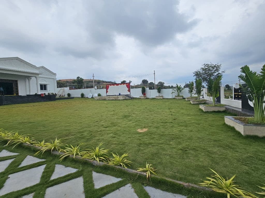 PJ Green Castle, private farmhouse in Kadthal, Hyderabad – photo 6