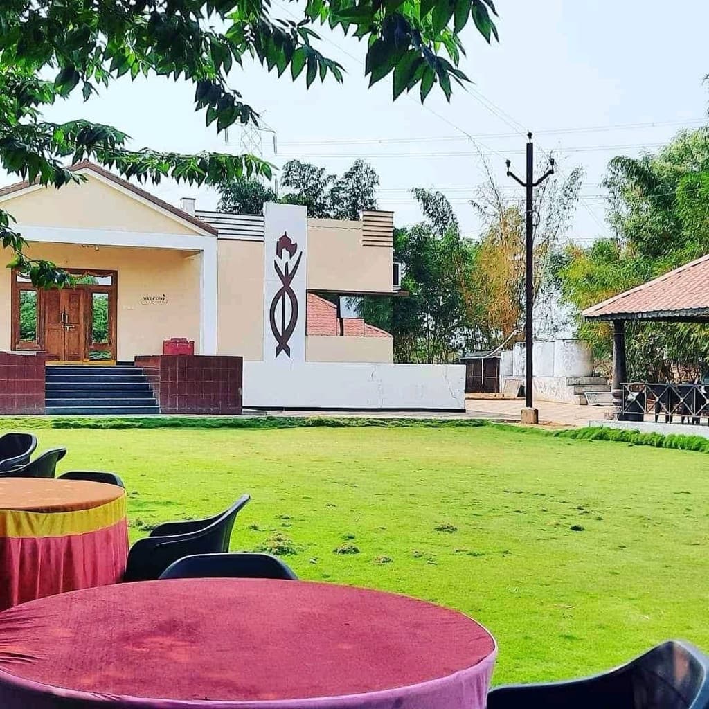 Sunlit Farmhouse, private farmhouse in Shamshabad, Hyderabad