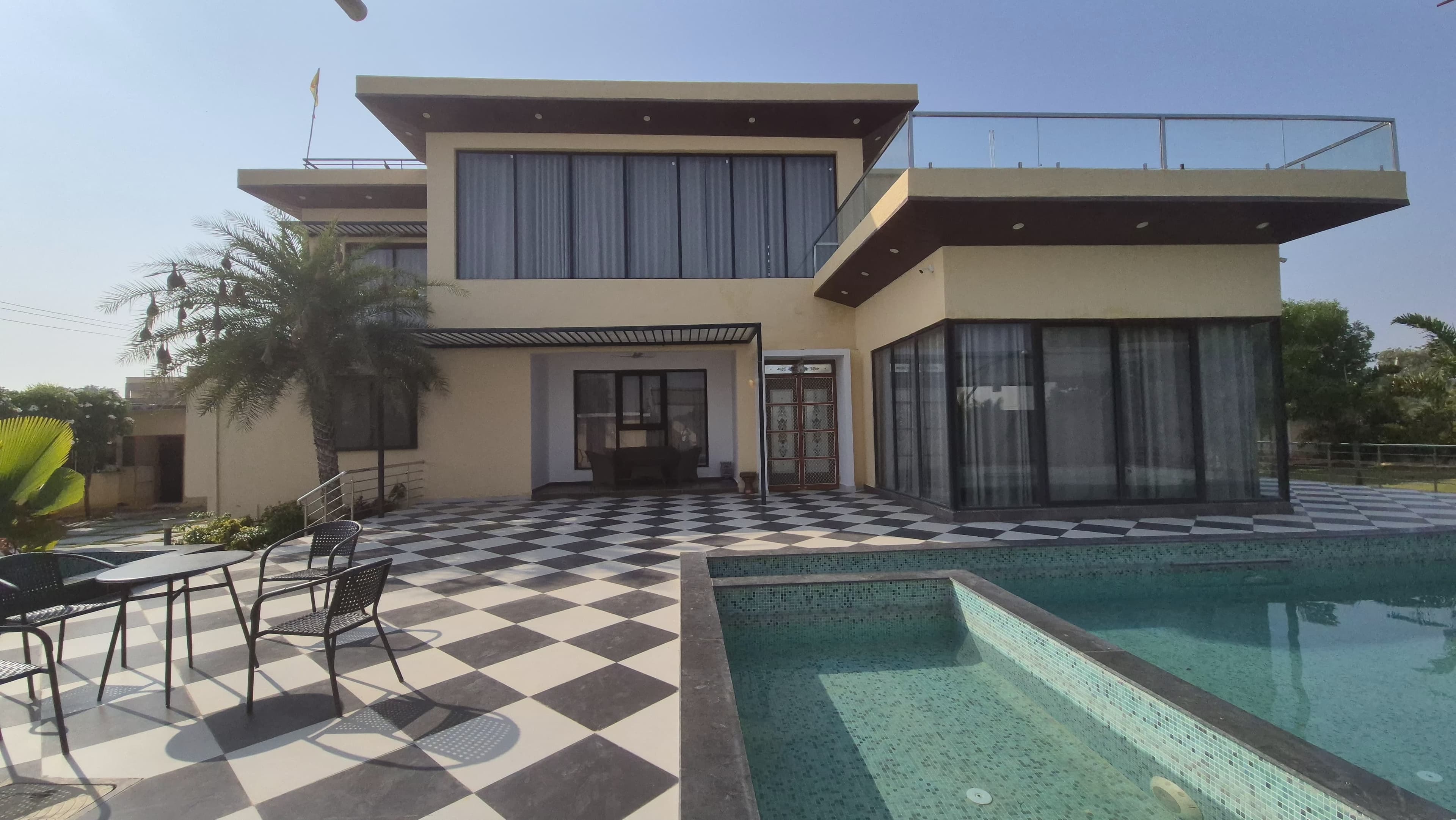 Charan's Villa, private farmhouse in Moinabad, Hyderabad