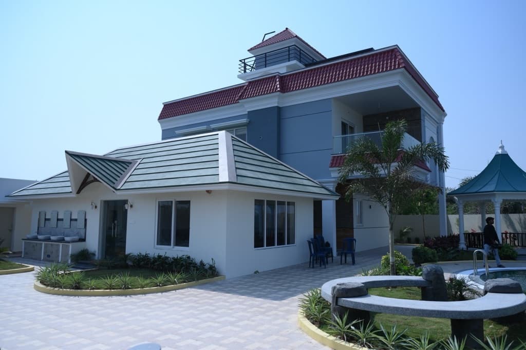 Sharon Orchard, private farmhouse in Patancheru, Hyderabad