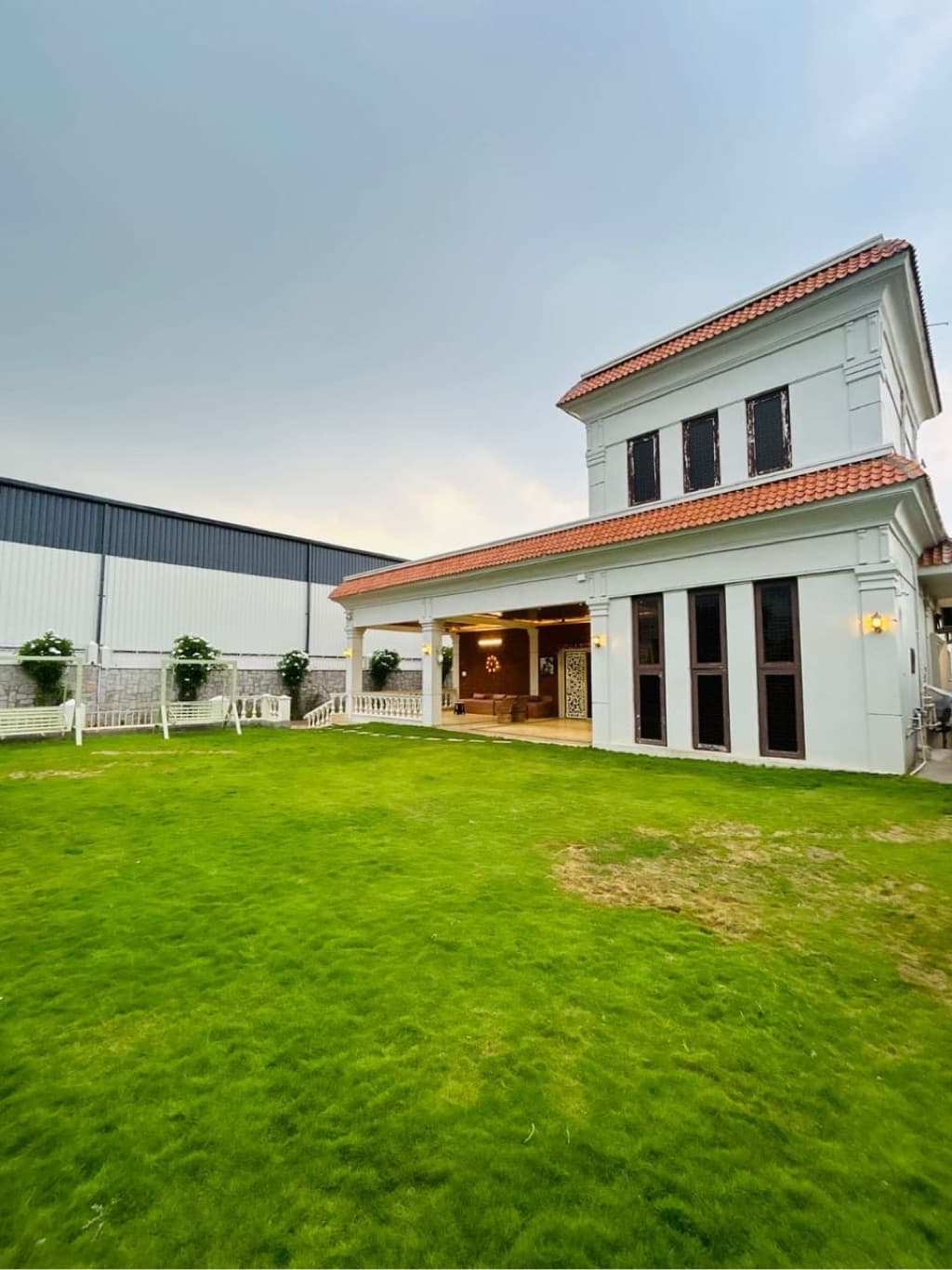 Radha Barsana Farms, private farmhouse in Shamshabad, Hyderabad – photo 2
