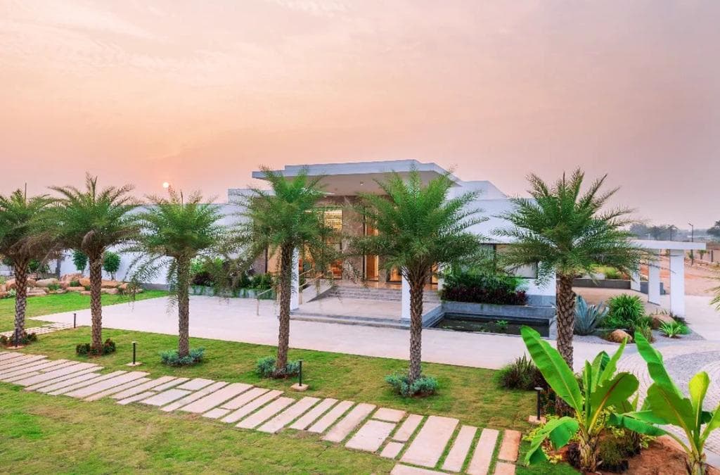 AJ House, private farmhouse in Moinabad, Hyderabad
