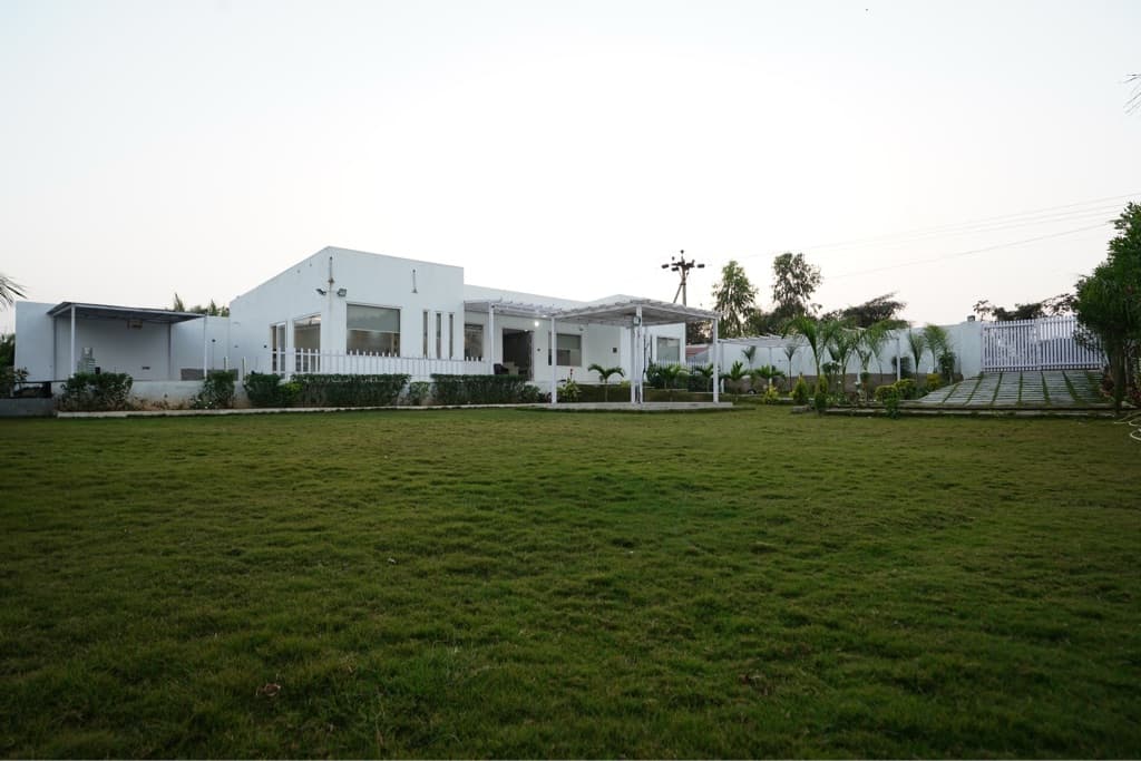The Zest Farm House, private farmhouse in Moinabad, Hyderabad – photo 2