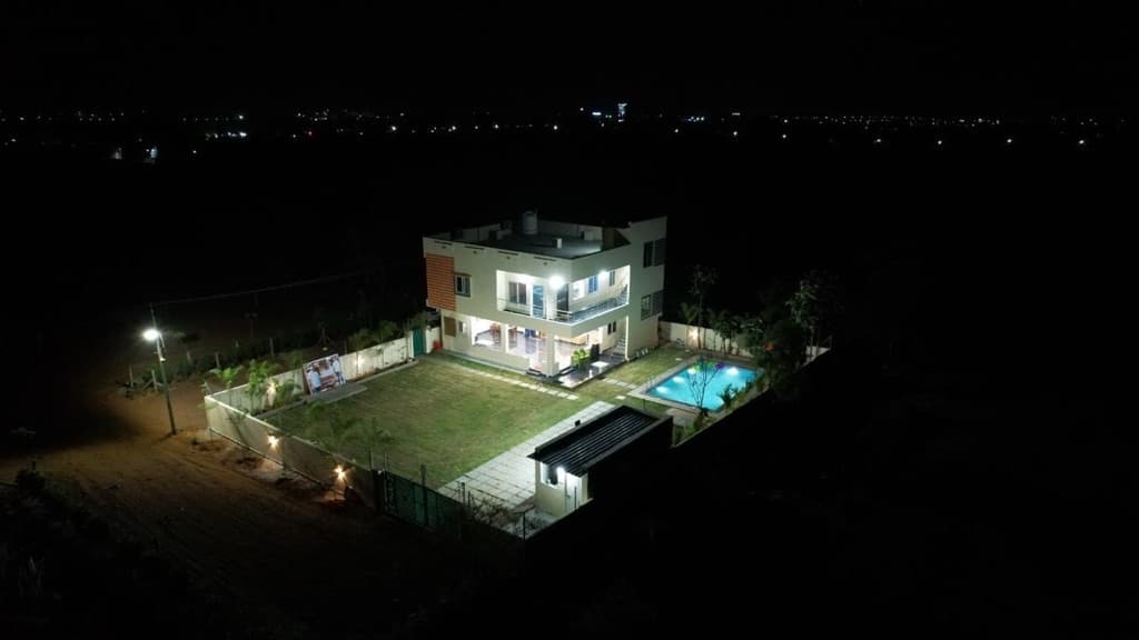 Vrindavan Farm stay KSR, private farmhouse in Choutuppal, Hyderabad