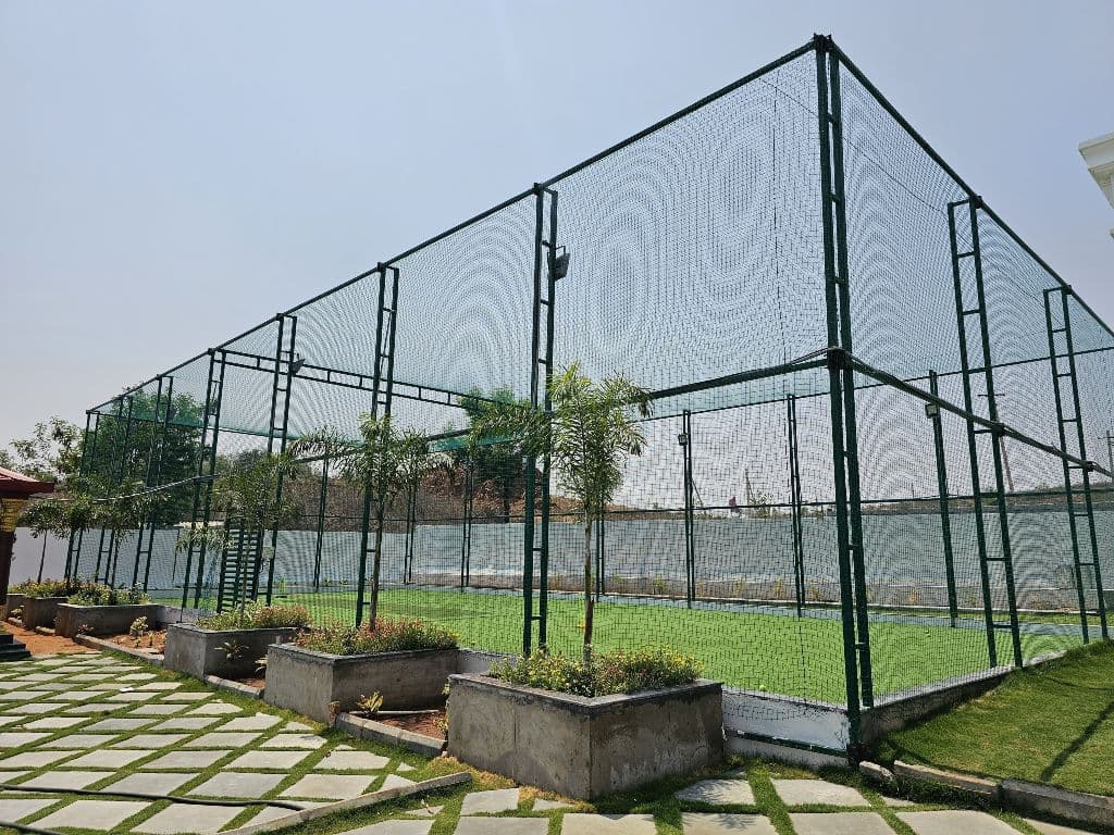 PJ Green Castle, private farmhouse in Kadthal, Hyderabad – photo 5