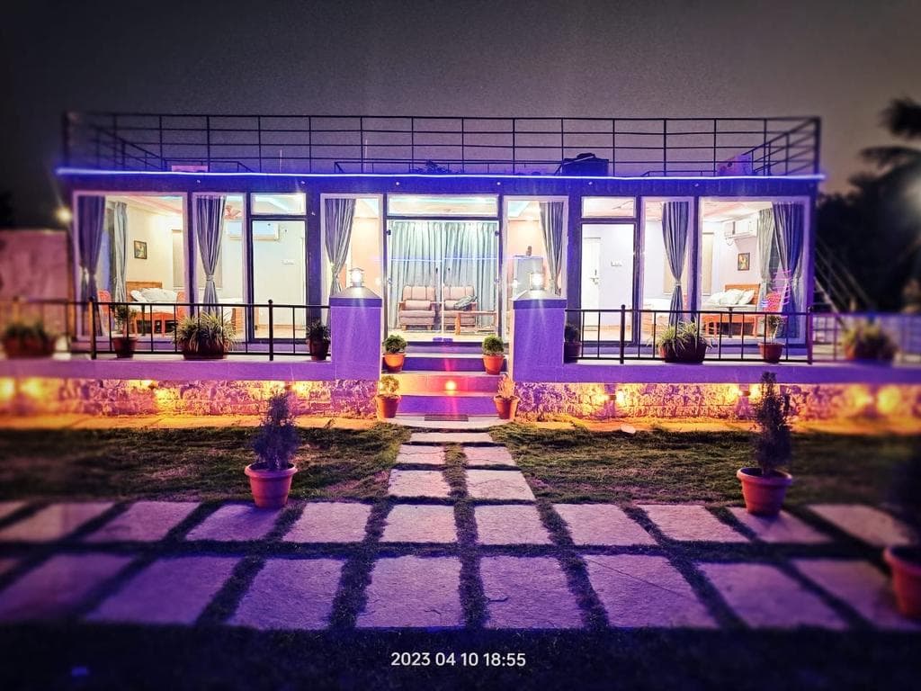 Savi Royal, private farmhouse in Moinabad, Hyderabad