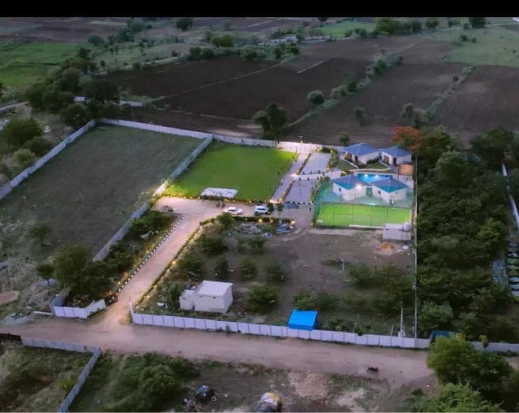Melora Grand - Box Cricket, private farmhouse in Moinabad, Hyderabad – photo 12