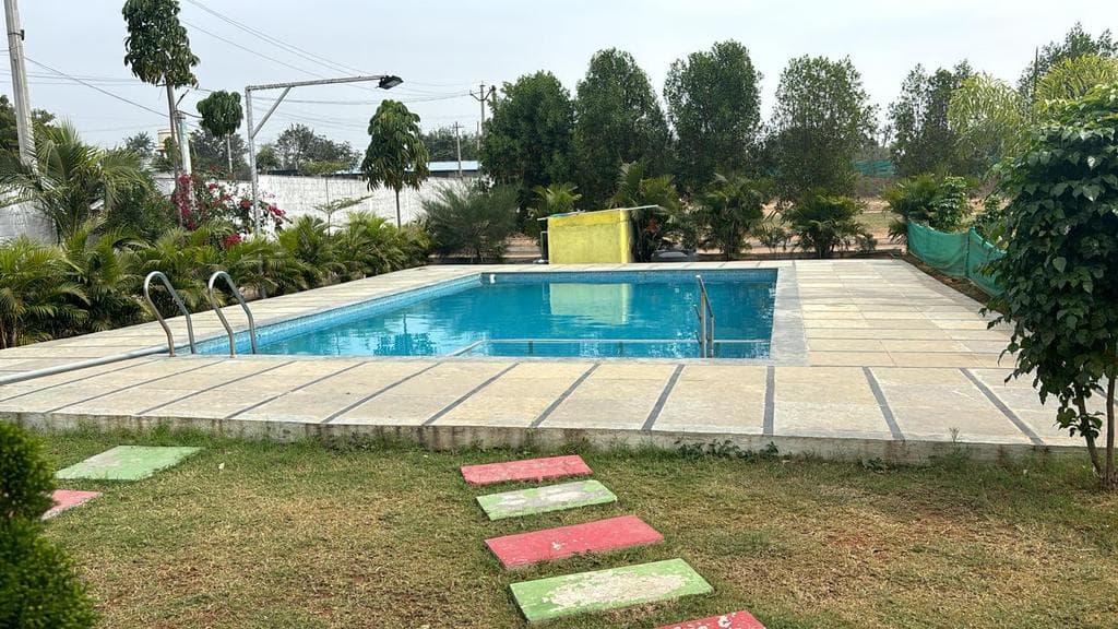 APR Botanica, private farmhouse in Moinabad, Hyderabad – photo 6