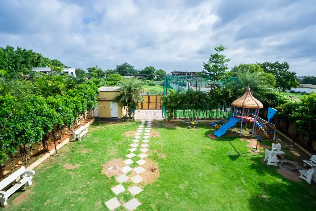 Royal wood farmhouse, private farmhouse in Moinabad, Hyderabad – photo 17
