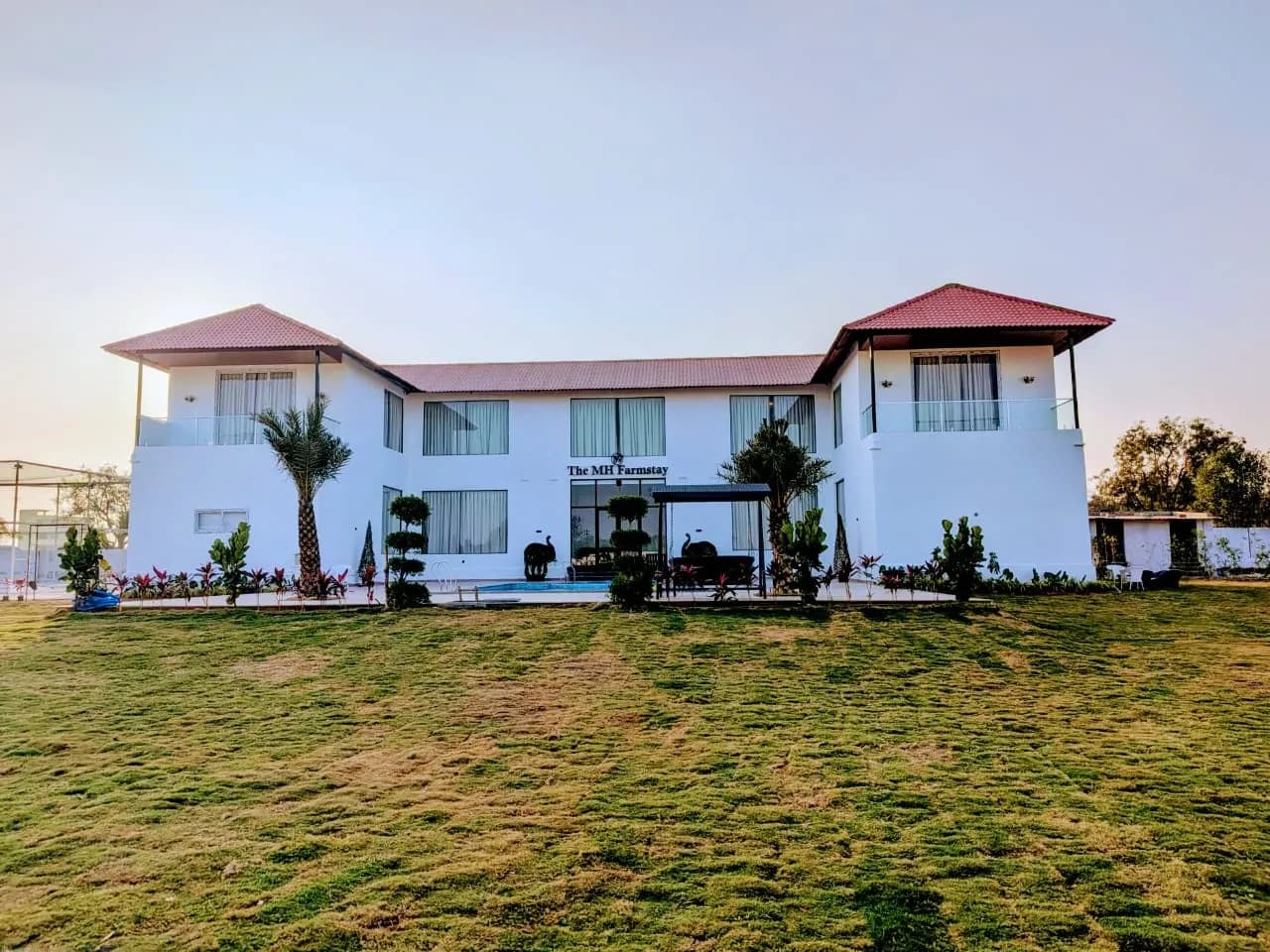 H S farmhouse, private farmhouse in Moinabad, Hyderabad