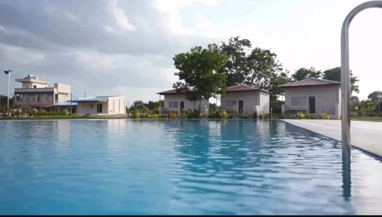 The Royal V Retreat, private farmhouse in Kadthal, Hyderabad – photo 4