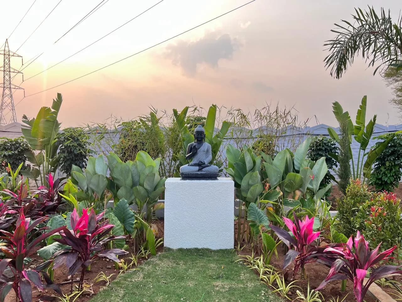 Pond Springs Retreat, private farmhouse in Keesara, Hyderabad – photo 9