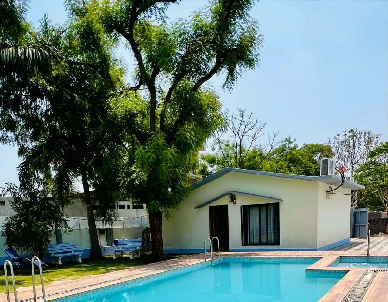 Candy Farm Stay, private farmhouse in Moinabad, Hyderabad