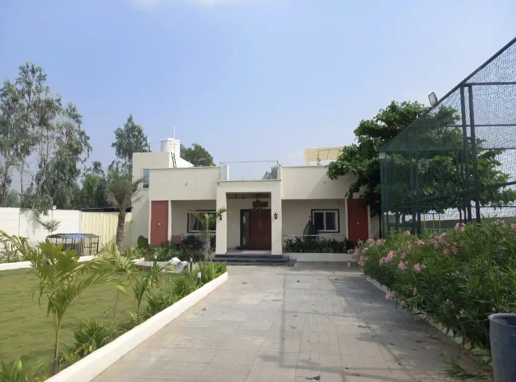 NaZaRa Farm Stay, private farmhouse in Moinabad, Hyderabad – photo 1