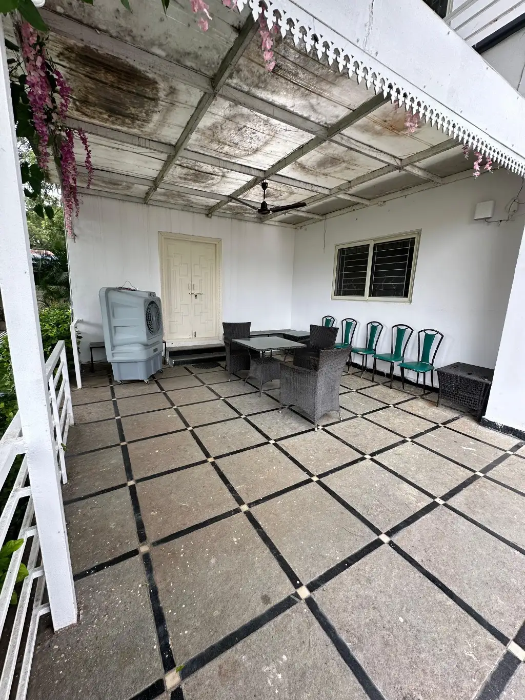 White House with Box Cricket, private farmhouse in Moinabad, Hyderabad – photo 8