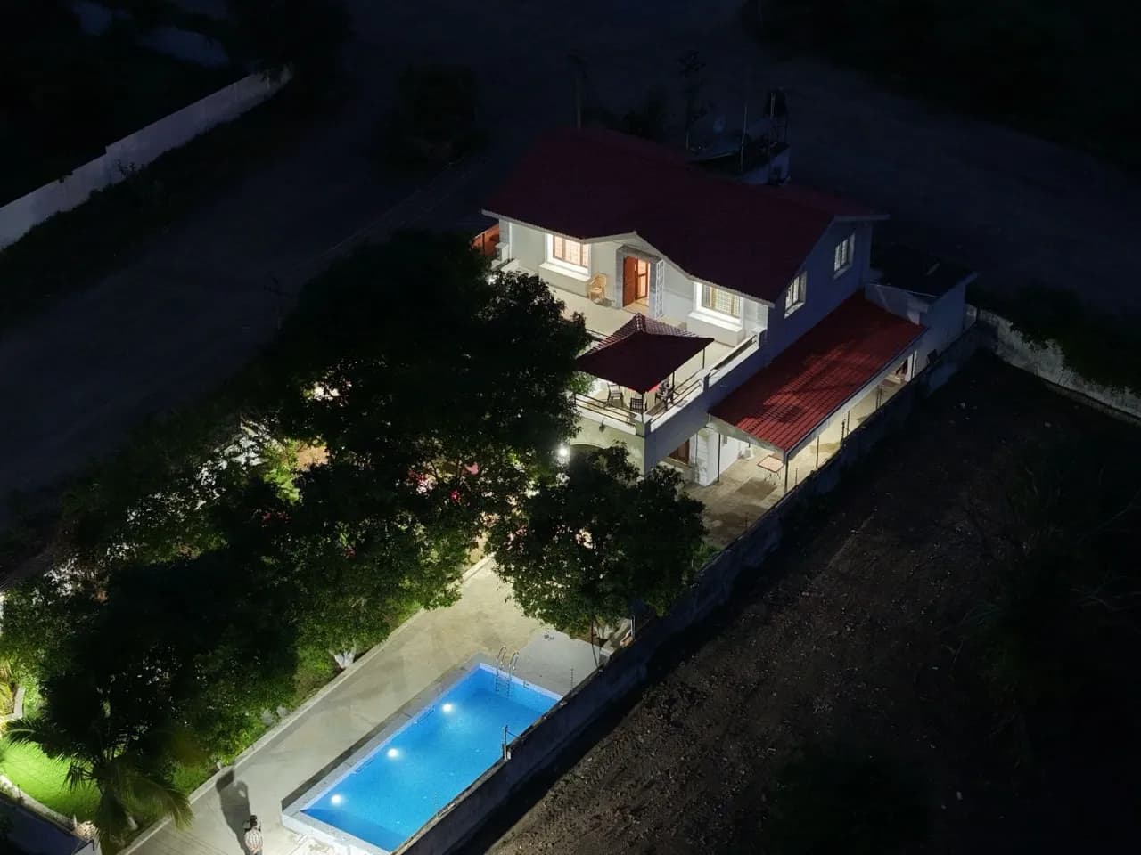 Nature’s Nest Retreat, private farmhouse in Shankarpally, Hyderabad – photo 1