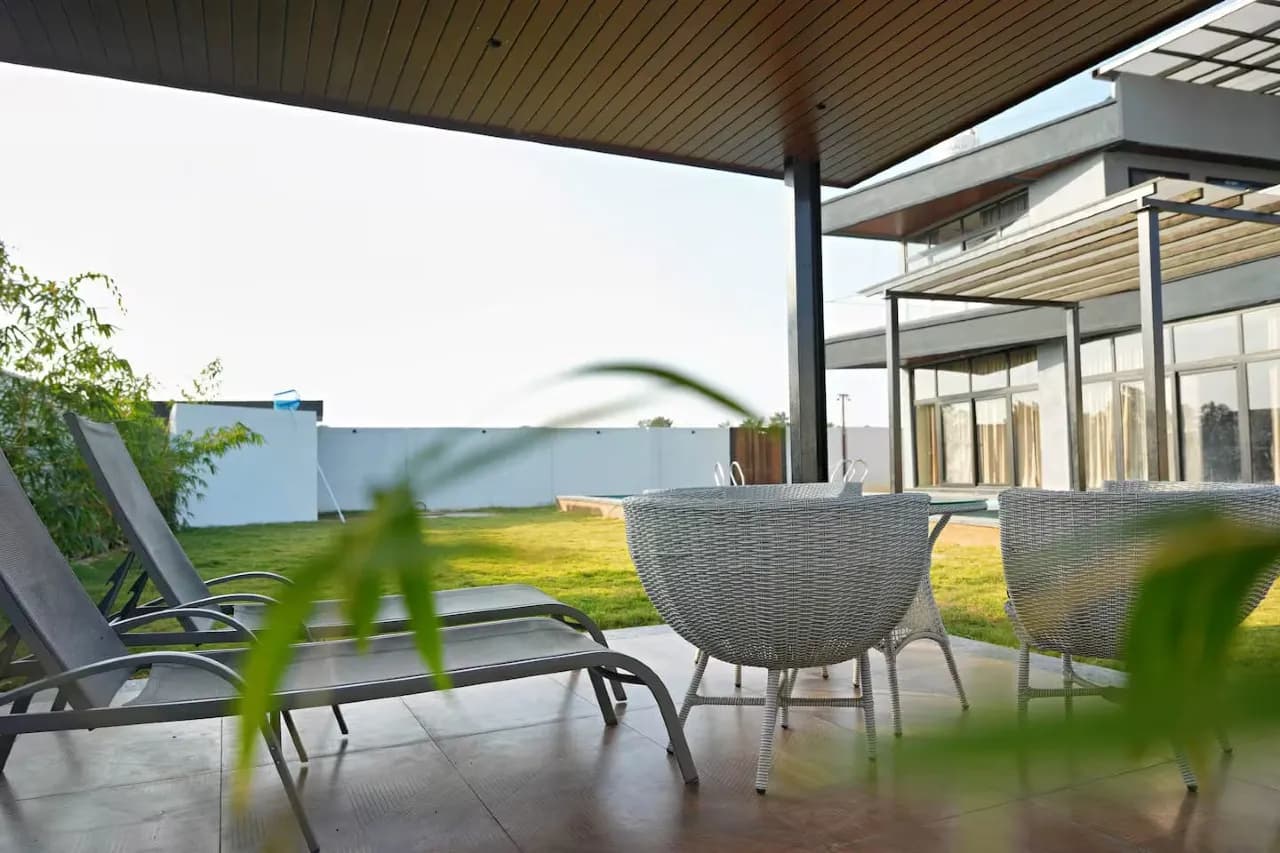 Joy Retreat, private farmhouse in Moinabad, Hyderabad – photo 7