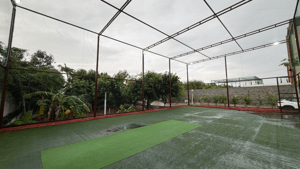 Lush Horizon Villa with Box Cricket, private farmhouse in Moinabad, Hyderabad – photo 21